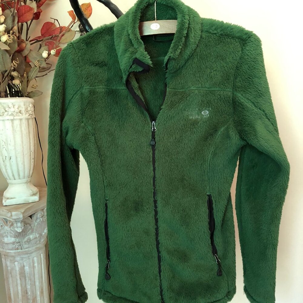 Mountain Hardwear green fuzzy fleece size M medium